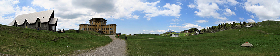 Panoramica sui Piani di Artavaggio (1650 m )